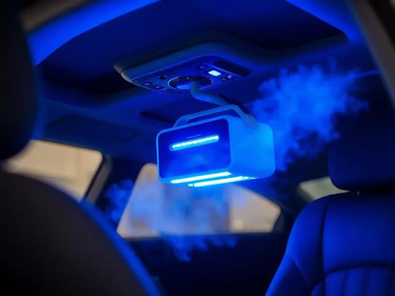 Usuwanie nieprzyjemnych zapachów w samochodzie i w pomieszczeniach – usługa prania i czyszczenia Perfekcyjny Blask